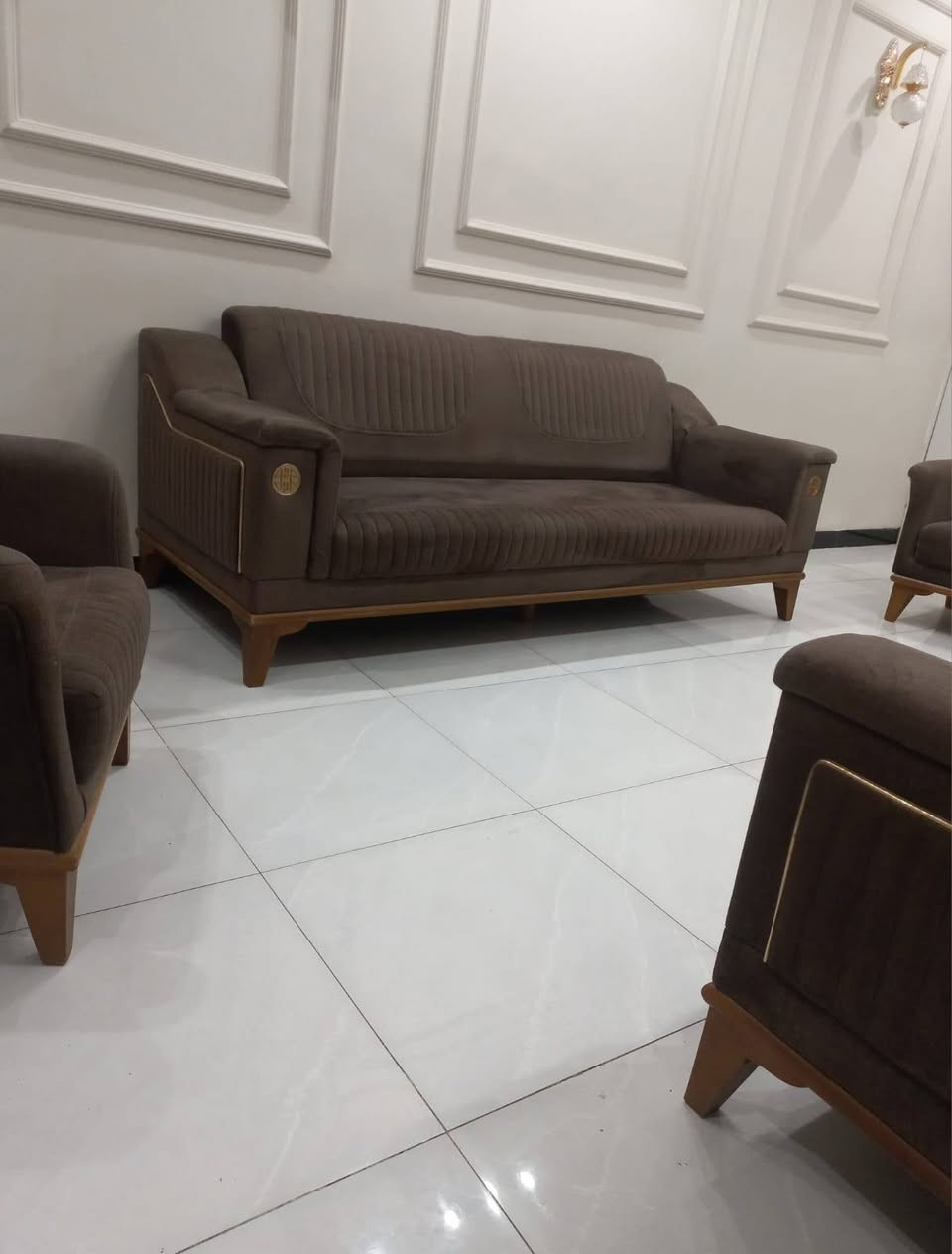 تخم تركي 8 مقاعد مودرن نضام سرير قماش جيكور سفج بولستر طبي نضيف جدا مبي اي ضرر اخو جديد سعر... 550 وبي مجال بسيط


**إذا كنت صاحب هذا الإعلان وتريد حذفه لأي سبب، رجاءا أرسل رسالة إلى الدعم الفني**