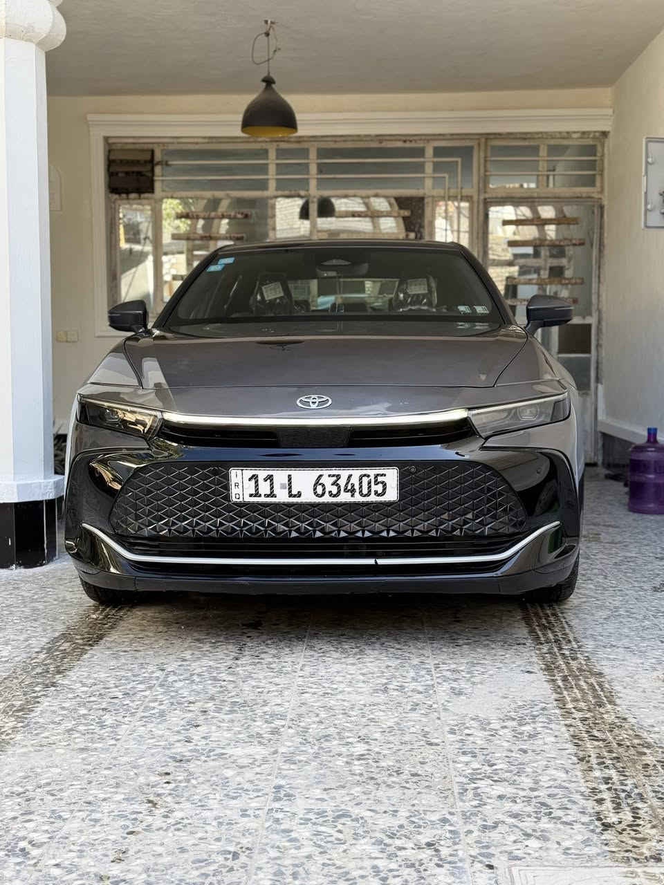 السلام عليكم
تيوتا كراون 2023هايبرد

السياره وارد امريكي كلين ومغلفه نانو
 

رقم بغداد الجديد بسمي شخصين

ماشيه 66حقيقي

 وتحكم بالكشنات الخلفيه

تدفئه وتبريد كشنات وباقي المواصفات المعروفه 

 تنفس طبيعي السياره 

مكان السياره بغداد الرصافه)

- [ ] السعر/295وبيهامجال

- [ ] الرقم ***********
