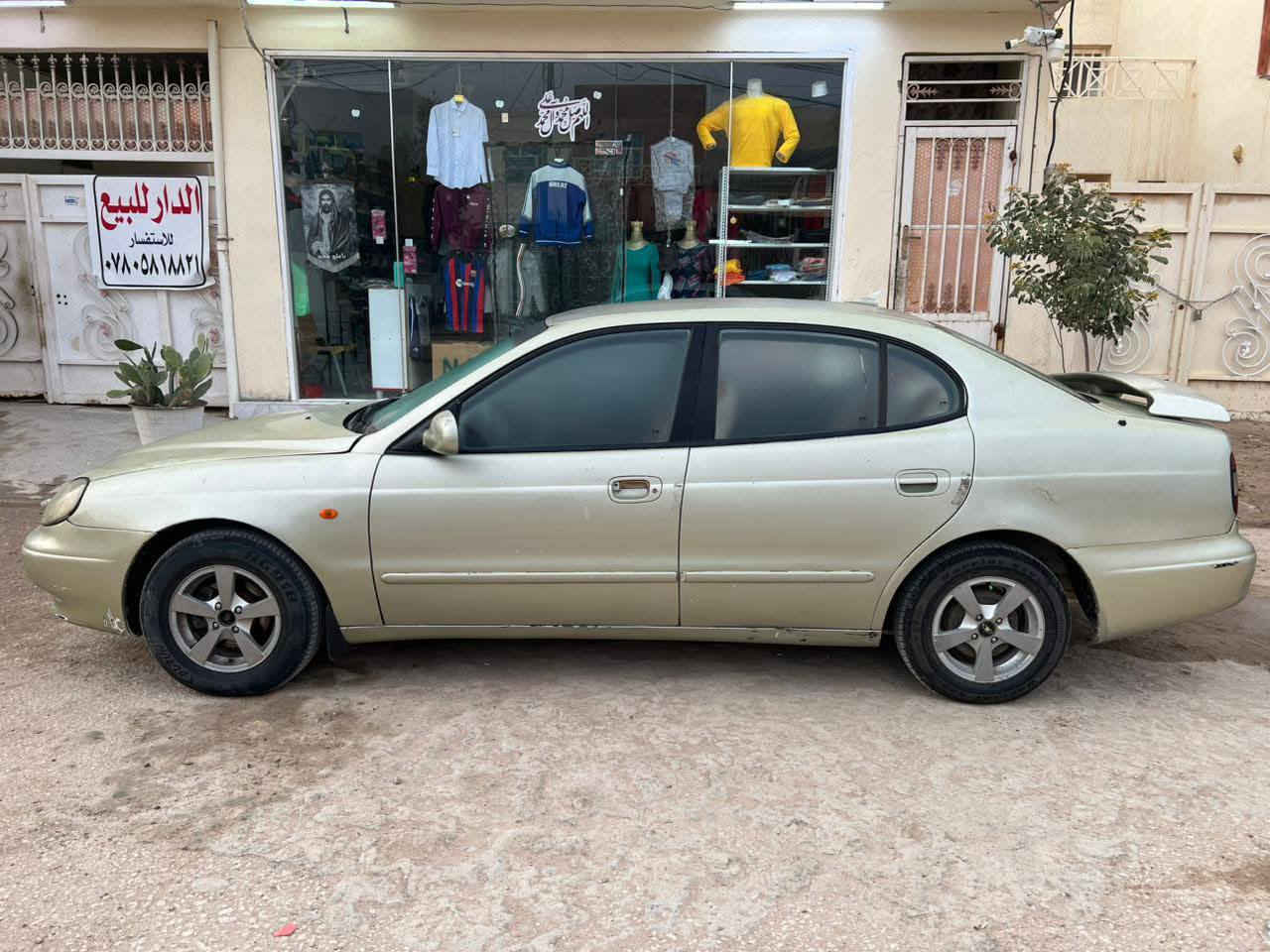 السلام عليكم بيع ومراوس موديل 2000 سنويه 28  مكينه جديده جير عادي السعر 32 الوان نجف ***********
