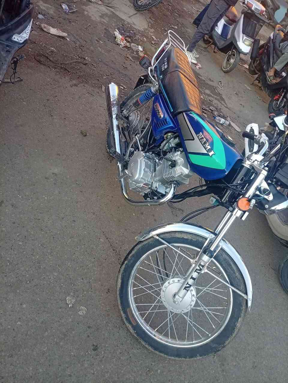 سلام عليكم دراجه يراني 4كير  البيع موديل 2026دراجه جديده نقصه بس شاره و صينيه مال زنجيل وراق ضايعه كفلك حلال و حرام  السعر 650وبيه مجال  مكان بغداد حي اور رقم الهاتف *********** نتصل واني خادم
