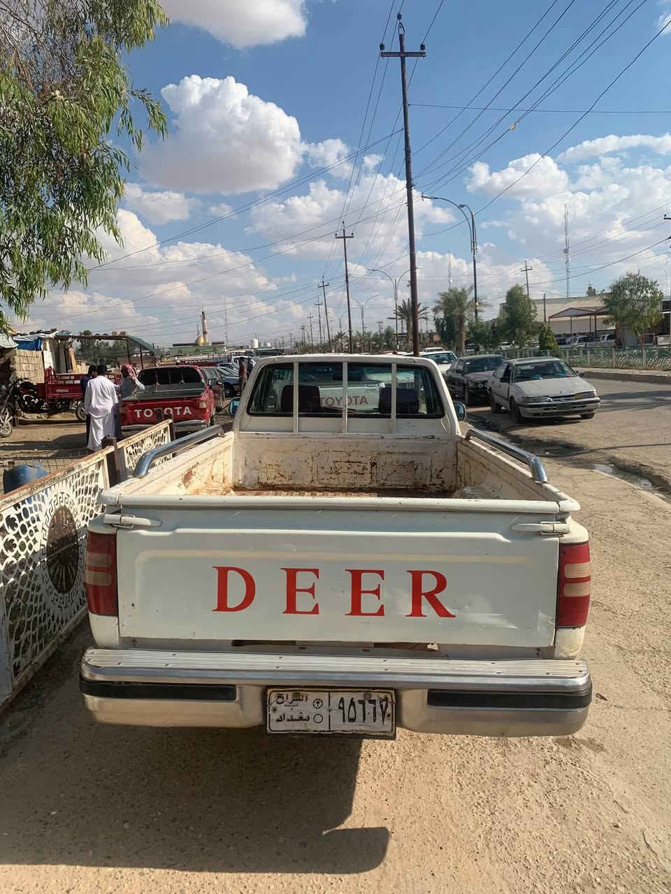 دير موديل 2008 رقم بغداد اصفر شرط وكالة وتحويل شرعيه من المنطقه بخاخ خمس جناكل محرك كير اكسن شاص شرط تواير طخم جديد كهربائيات كله شغاله بدون صبغ بيها بوند وجاملغ بدون دواخل بيها كابون السيارة نظيفه السعر 42 وبي مجال اللاستفسار 
*********** واتساب 
***********

