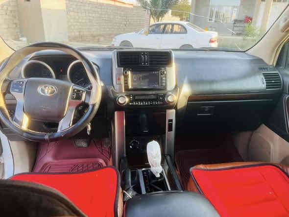 السلام عليكم 
تيوتا برادو 
موديل 2011
تبريد تلث قطع
سبير تعليك 
شاشه
الضرر:تلث اصابع بين باب السكن و الجاملغ معدل بارد فقط 
السعر 232
***********
‭٠٧٨١ ٩٧١ ٦٤٦٦‬
