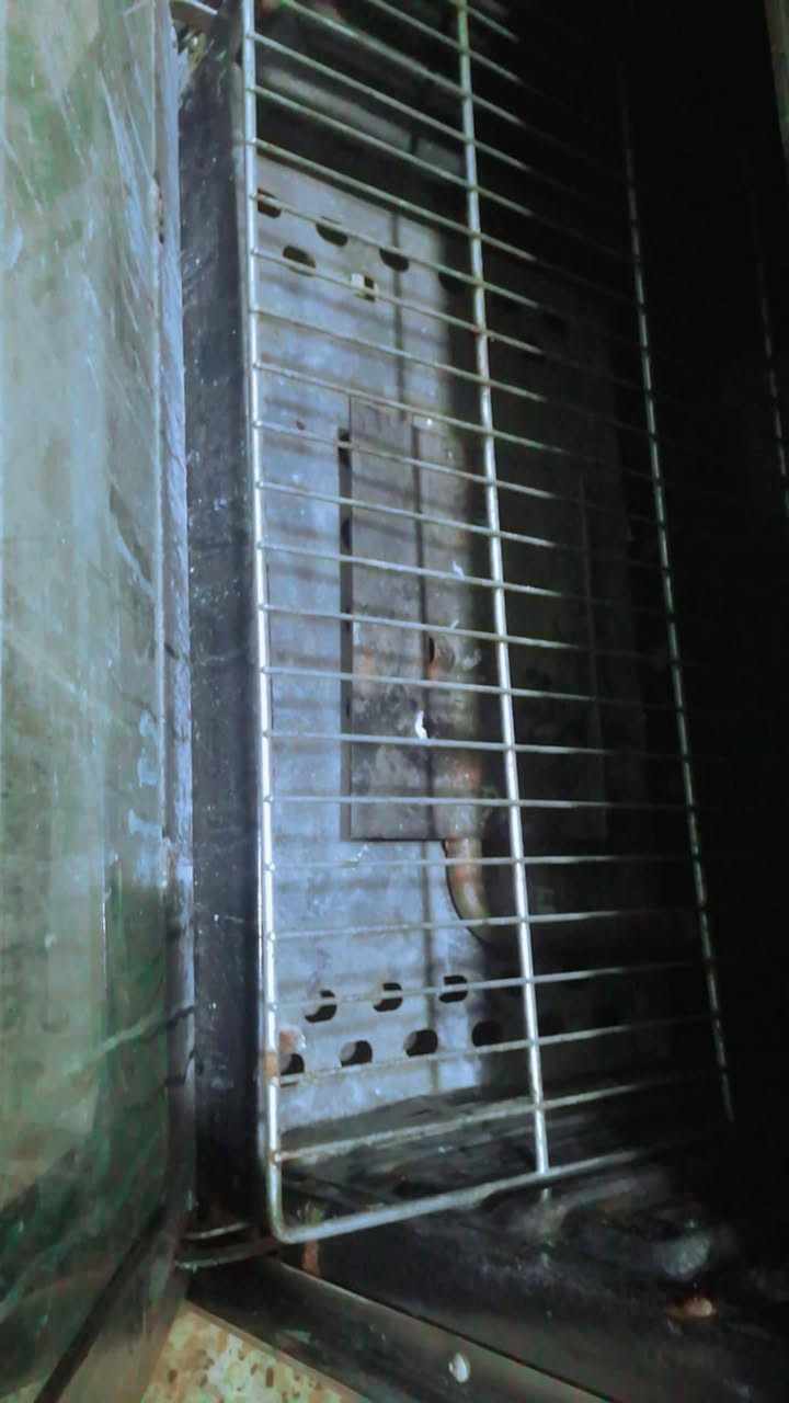 سلام عليكم طباخ جبير خمس عيون ناره تخبل عوزه شغلات بسيطه نطي سعر وخذه


**إذا كنت صاحب هذا الإعلان وتريد حذفه لأي سبب، رجاءا أرسل رسالة إلى الدعم الفني**