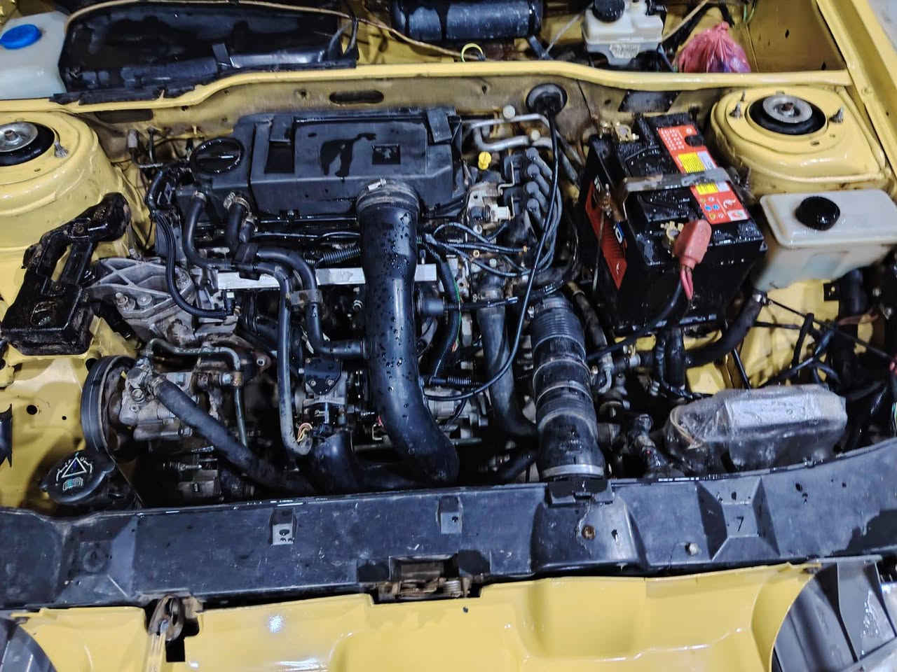 بيجو بارض 2015 سنويه ل27 خط وبحث وغرامات مصفره كير مكينه مكفوله زوج تايرات جديد صدر جديد دبلات خلفيه جدد سياره بيه حالوب رقم تلفون ***********
