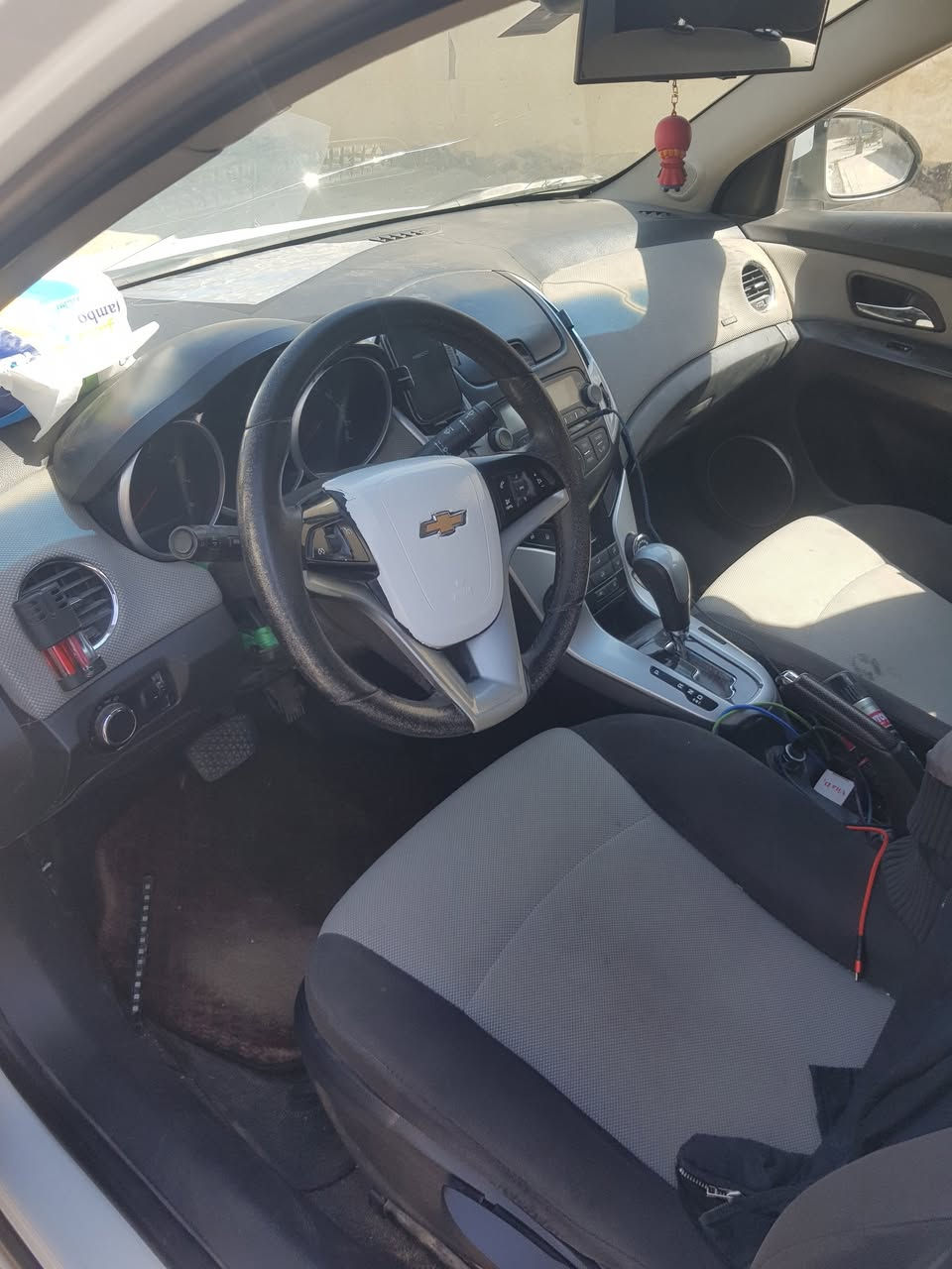 كروز موديل 15 رقم اربيل وارد خليجي محرك وكير وحداديه وكهربائيات وتايرات مكفوله السياره جديده خير من الله بيه نواقص بصيطه سعر 75 مكاني نجف ***********
