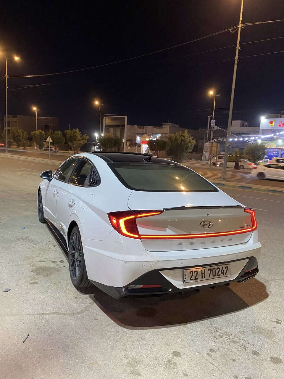 يا الله 
اخوان سوناتا2020 وارد امريكي 
فول مواصفات لمتد 
بنوراما 
رادار 
مثبت سرعه 
تحديد مسار 
قياده ذاتيه فول مواصفات
تشغيل عن بعد وتحكم بل بصمه للامام والخلف 
نقطه عمياء 
فول. للأخير وبعد الموصفات المعروفه عن السوناتا 
السياره حادثها بامريكا صفحه السايق مبدل بيها بابين 
وصبغ الچاملغات الامامي ولخلفي 
للتواصل رقمي وتساب فقط ***********
