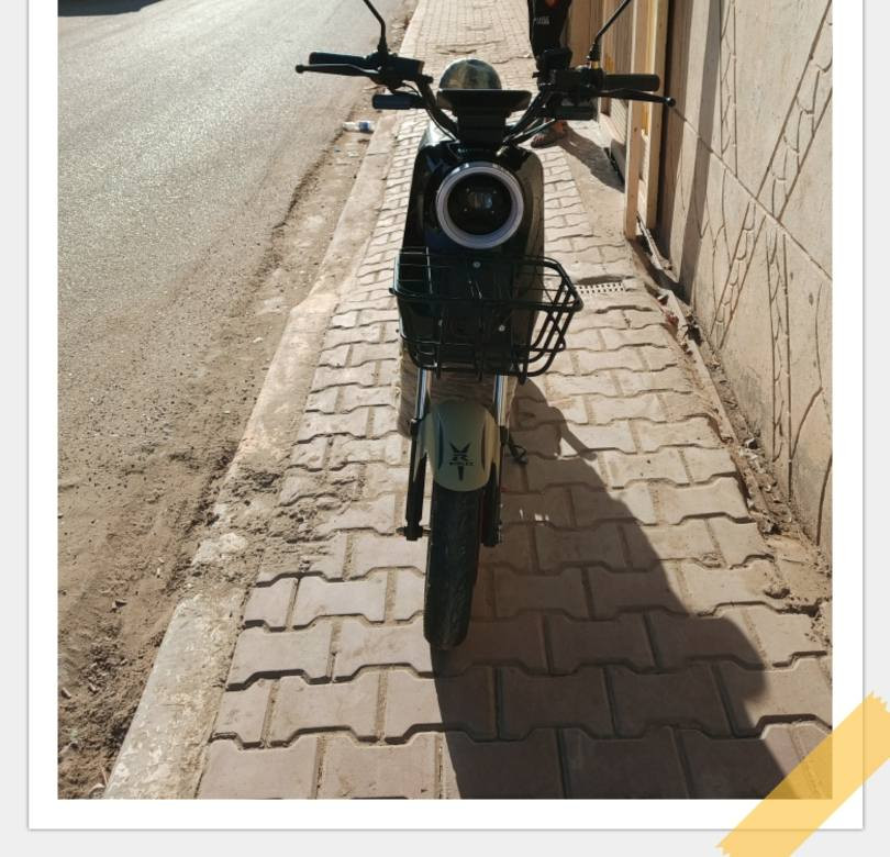 للبيع دراجه شحن ار 9 سرعه 109 اسرع شي ملف مكفول والبطاريات مكفول 18 حجم مكفول من كلشي موديل 2025 لون اسود لماعي برغي ما مفتوحه بيهة مكفولة من الفتح وكلشي بدون شخط فول مواصفات انتو اعرف للمواصفات والسماعات بلوتوث اللاسلكيه شحن مكان ديالى بعقوبة تحرير سعر 400 قفل لا اتراسلني جوه هاذا السعر رقمي معلق بي بس واساب ***********
