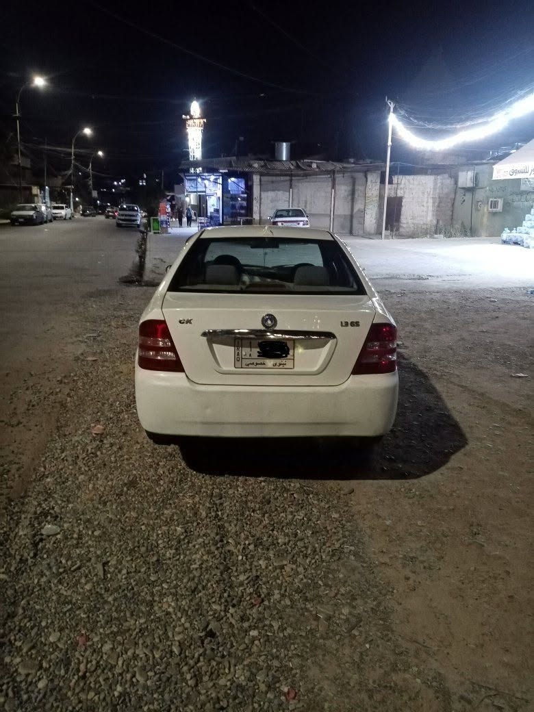 جيلي ck للبيع ٢٠١٣ كصة جديدة
شرط محرك وكير ووايرمنيه وتايرات جديد وقفل مركزي شرط وجامات كهربائيه تبريد ثلج التفاصيل ***********
