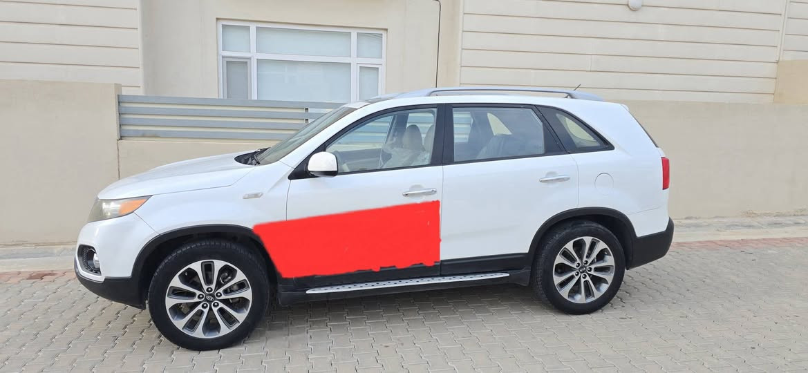 کیا سورینتو خلیجی
مودیل 2012 ، اربعە سلندر ، تخم طایە جدید  رقم و هزە جدید ، سقف بانوراما ، سبع راکب ، تبرید ثلاث قطع ،شاشە ایباد ، ماشیە 190 الف بدون تبخیر بدون صوت بدون دخان
نص باب سائق صبخ و شبر من جاملخ سائق بدون ضربە بدون دواخل ، سیارە حلوە و نظیف کلشی بشرط تحویل ،سعر 149 و مجال بسیط
*********** کلار
