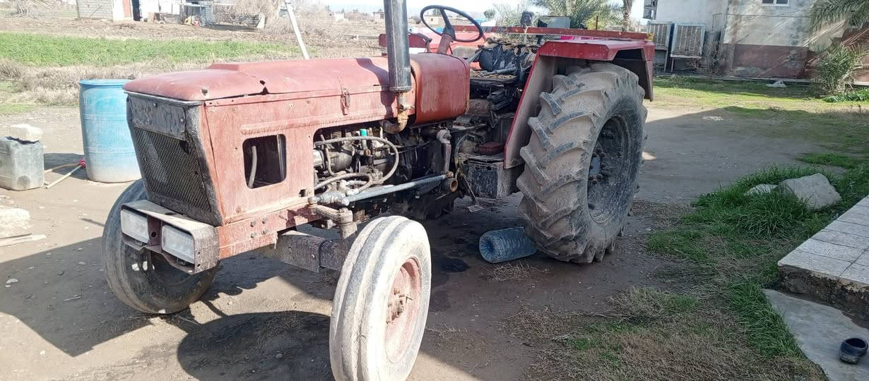 للبيع تركتر عنتر جاهز 89 رقم وسنويه تأميم بدون تحويل السعر 3500 العنوان صلاح الدين بيجي الاتصال على الارقام 0770512516  /  ***********
