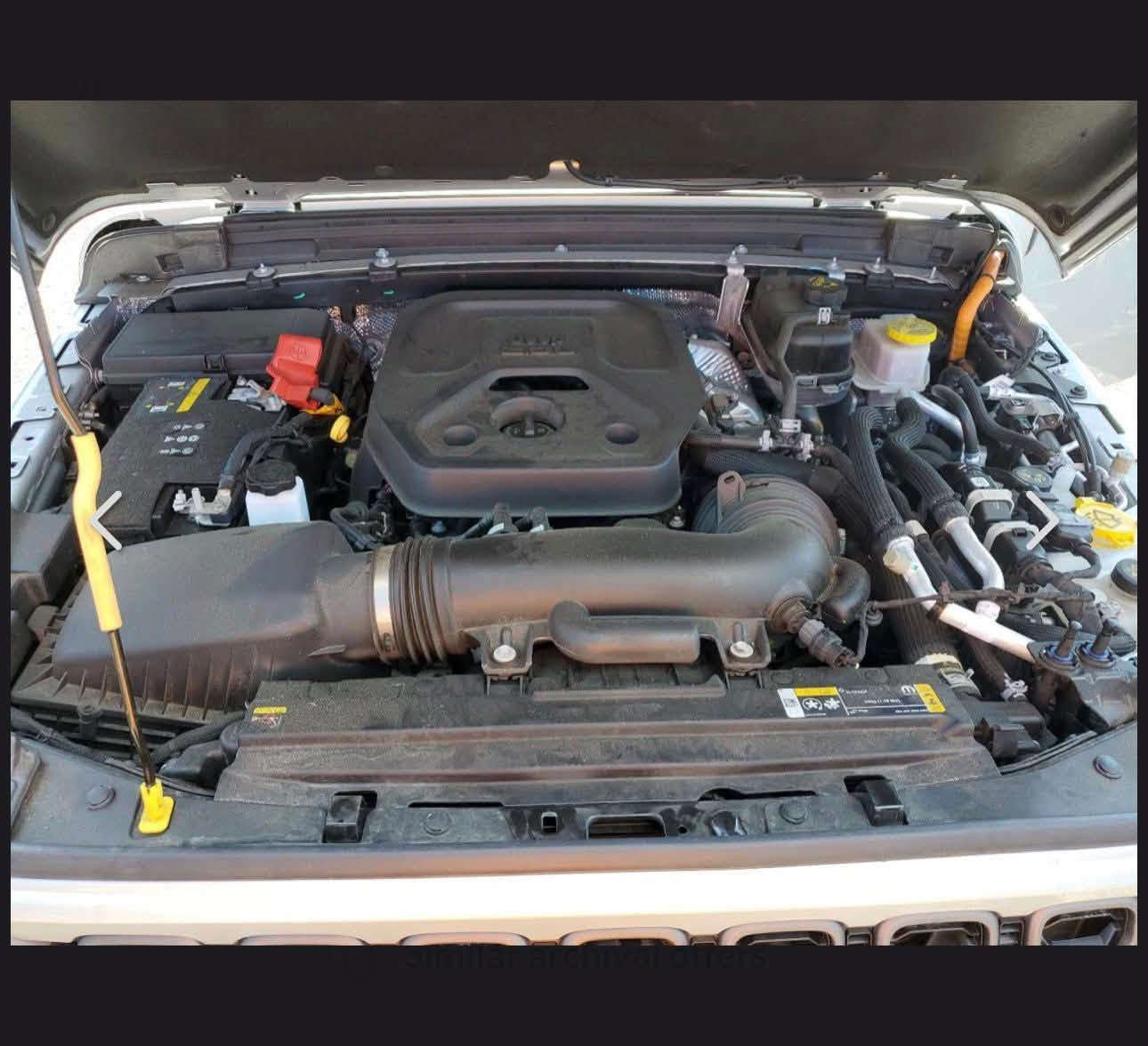 � للبيع | Jeep Wrangler 4xe Hybrid 2024

للبيع جيب رانكلر هايبرد موديل 2024، سيارة مميزة تجمع بين القوة والاقتصاد بالوقود مع تجربة قيادة ممتازة داخل المدينة وخارجها.

المواصفات:
✅ موديل 2024
✅ هايبرد (Plug-in Hybrid 4xe)
✅ لون سلفر (فضي)
✅ دفع رباعي 4×4
✅ جير أوتوماتيك
✅ محرك بنزين مع محرك كهربائي
✅ شاشة معلومات وترفيه كبيرة
✅ كاميرا خلفية وحساسات
✅ نظام دخول وتشغيل ذكي (Keyless)
✅ مكيف ممتاز وجميع المواصفات تعمل بصورة طبيعية.
المسافه المقطوعه 15 ميل ونص فقط 

⚠️ ملاحظة: السيارة وارد أمريكي، وحادثها خلفي، والسعر مأخوذ بالحسبان.

💰 السعر المطلوب: 30,000 دولار فقط
💵 3 شدات مع تنزيل سعر للجادين فقط بعد المعاينة. ( سعر الرقم والمعامله )

📞 للاستفسار والمعاينة يرجى التواصل على:
[***********]

الله يرزق البائع والمشتري.
#Jeep #Wrangler #Wrangler4xe #Hybrid #جيب_رانكلر #للبيع #العر
