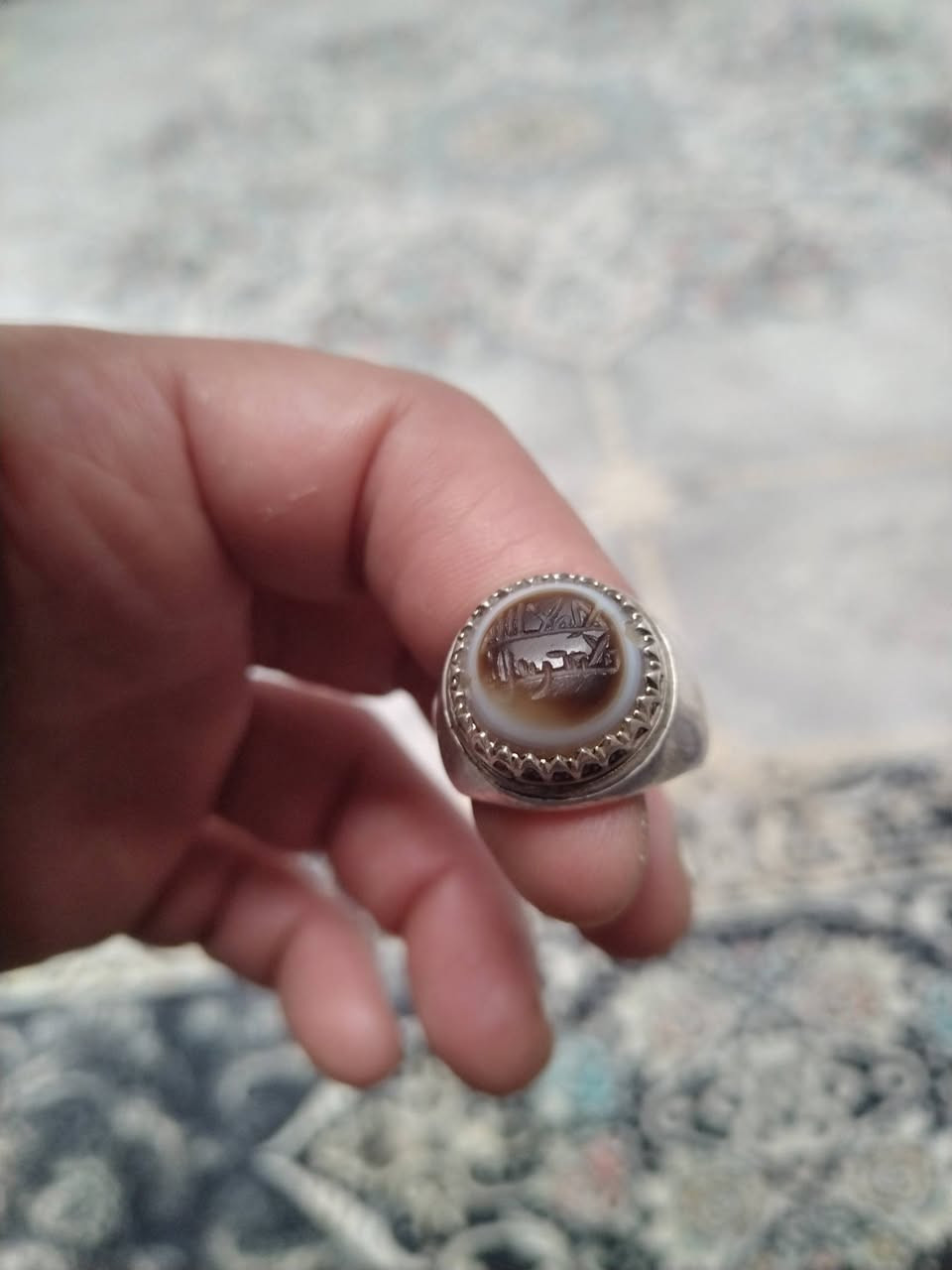 اخواني السلام عليكم هاذه المال مال جناي وذواق إلى يحب ياخذهن لئن يشهد الله متروكات حريمه جزعات بقريات آليات وخط وحده مخطوط كوفي وعقيقه مكتوب الملك لله كوفي داير ذهب


**إذا كنت صاحب هذا الإعلان وتريد حذفه لأي سبب، رجاءا أرسل رسالة إلى الدعم الفني**