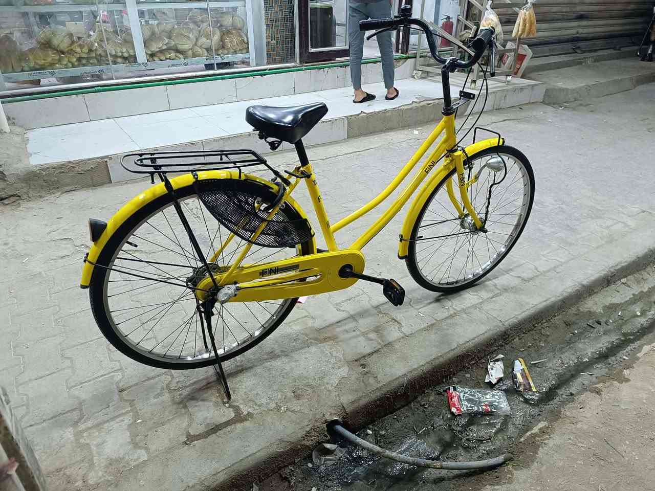 السلام عليكم
للبيع باسكل ليموني 
نضافه فول 
وياله استيل كير وحساس
السعر (250) الف وبي مجال
الرقم‏‪***********‬‏
المكان نجف مشخاب
