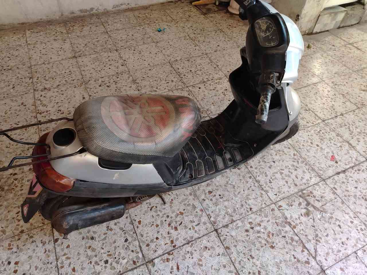 السلام عليكم
دراجة ٦٠ بطة للبيع نكرة هندر ب١٢٥ الف قفل مكاني بغداد البياع ***********
