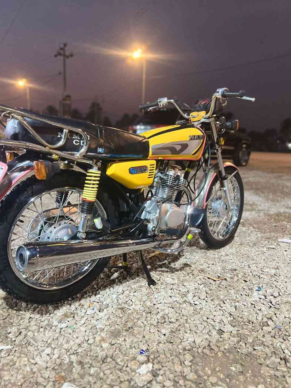 السلام عليكم للبيع دراجه تياز موديل 25 اوراق كامله مكفولة كفاله عامه اتصال ***********
