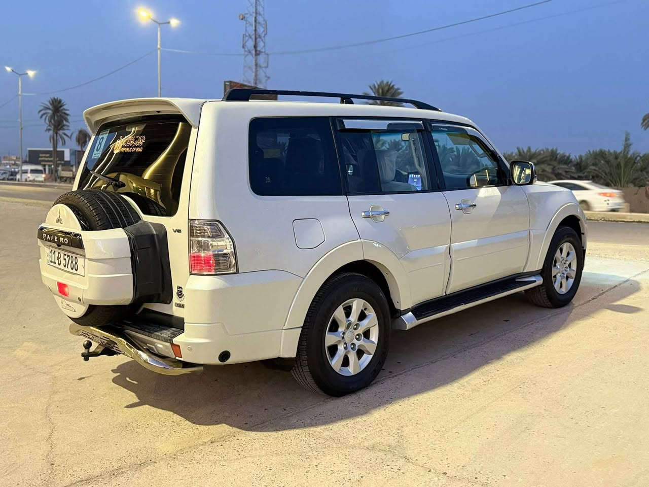 باجيرو حبتور فول مواصفات رقم بغداد نكليزي مميز تحويل مباشر بااسمك

مكينه 3500 ارغب مكينه بالباجيرو  توها مجفتيها وكالة يعني زيرو بختم الوكالة

تحكمات 

كشنات جلد 

تبريد ثلج 

كامره خلفية حساسات خلفية  شاشة تاب جبيرة محدثة

سياره ضايفلها منظومة غاز تيكرا باربيل اصلية بلادي سعرها 9 ورقات 

محدثة شكل لكزز البجم التحديث ب7 ورقات مالتها

سياره ما ناقصها شي ابد وترايك وين ماتريد 

كفالة عامة خليجي من الضربة والصبغ والمعجون فقط شبر بارد بالجنطة وحالوب بالسياره قليل وخفيف ما مبين 

للبيع والمراوس 

السعر 130 وبيها مجال قليل 

مكانه ديوانية 

للاستفسار  *********** ديوانية, القادسية
