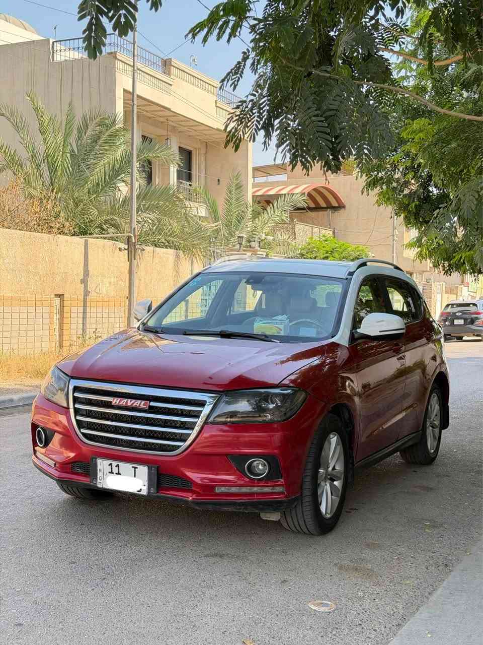 هافال 2016 H2 فول 1/1 خليجية 
السعر ٧٦ ورقه وبيها مجال 
محرك وكير   نضيفات
تبريدها شغال ثلج 
خليجي استلام شركه نهج العراق 
السيارة تو كلار لونين - سلايد - بصمه - جلد - كشنات كهرباء - شاشة - كامرة - حساسات - زنون - لد وفول مواصفات للأخير اعلى فئة
داخلها 3 ألوان بيجي وماروني واسودّ وصاج  
بيها صبغ 3 قطع اثر شخط حافر بدون دواخل 
رقمها بغداد ب اسمي وهزه وسنويه ب اسمي 
مكاني بغداد المنصور للاستفسار: 
***********
*********** بغداد, العراق
