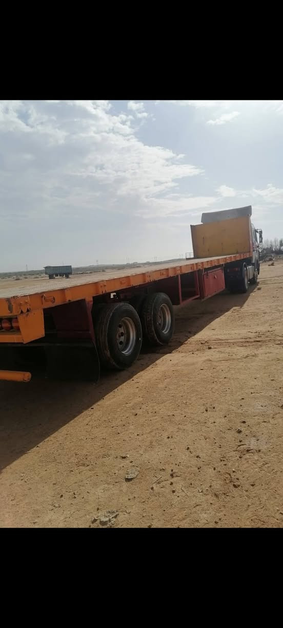 سلام عليكم عربانه دنكيرين حداديه قديمه دناكير ١٤ الطول ١٢ ونص بريك جاهز كهربايات جاهزه تخم تاير السعر٤٠ 07
***********
