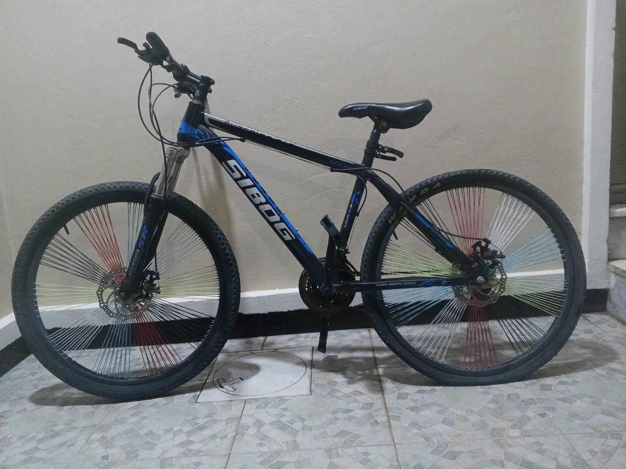 باسكال رياضي الحجم 26 نضيف و السعر 65 بي مجال  الموقع بعقوبة القديمة خلف المحافظة و للاستفسار الاتصال على الرقم ***********
