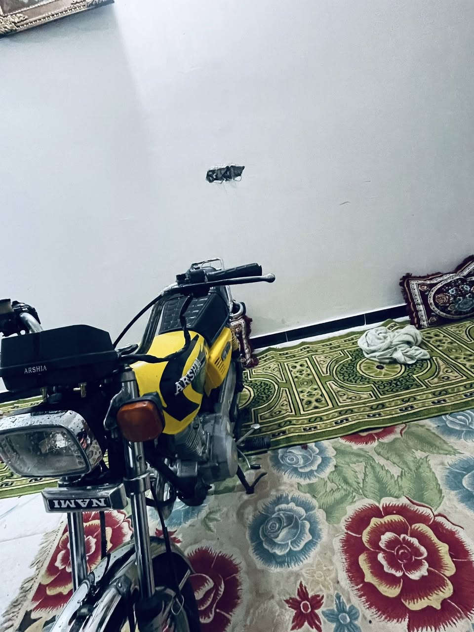 السلام عليكم درجه ارشا معروضه للبيع موديل21السعر 650وبيها مجال  ***********
