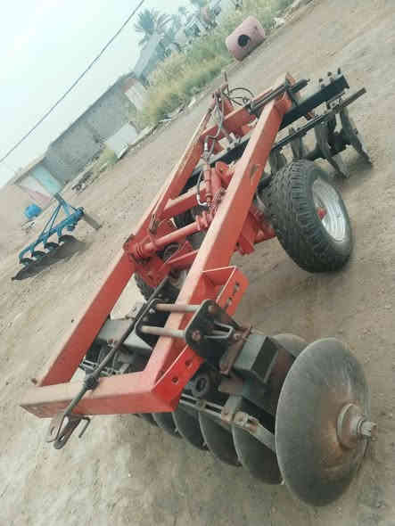 للبيع دسك تركي حجم  ١٨  صاج
العنوان واسط لنعمانية *********** ابو مشتاق
