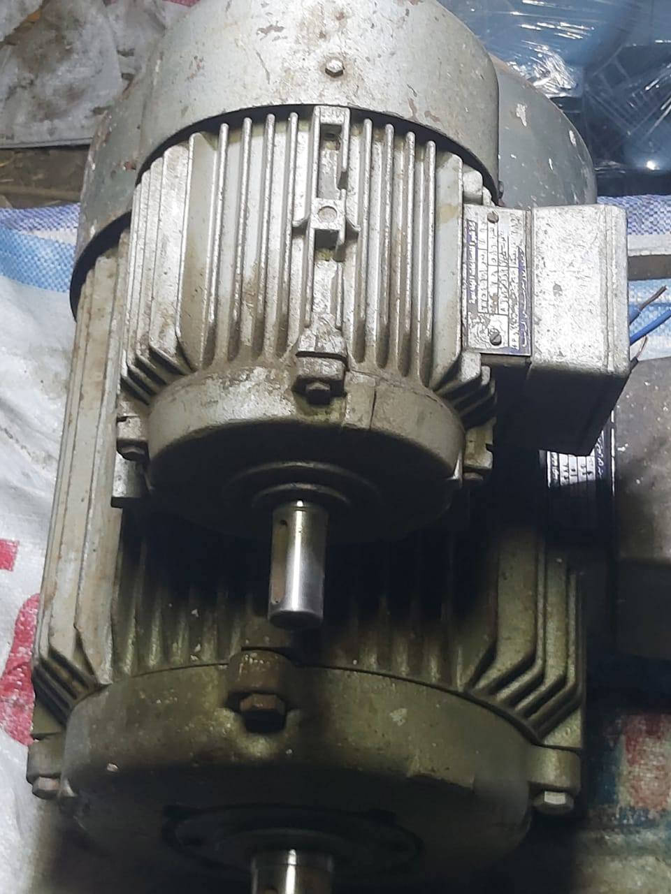 موتور 15 حصان مصانع حربيه بترخيص من سيمنسس الماني 1400 لفه ثلاثه فاز لف بلاده للتواصل فون 01023817066


**إذا كنت صاحب هذا الإعلان وتريد حذفه لأي سبب، رجاءا أرسل رسالة إلى الدعم الفني**