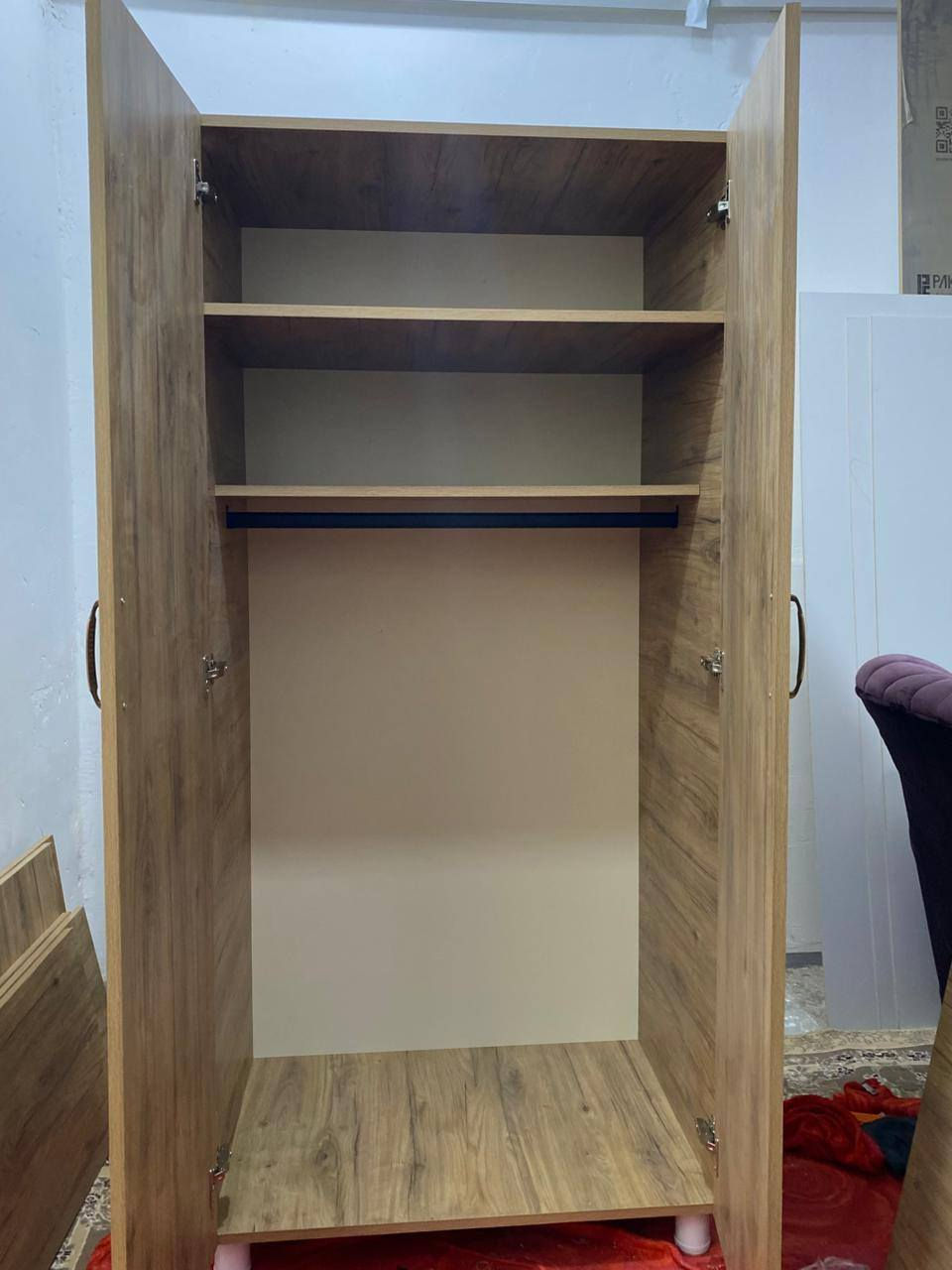 كنتور بابين جديد عدد (3) 
العرض 90 العمق 60 الارتفاع 196
Mdf شغل درجة اولى
سعر الكنتور الواحد 200 الف
النجف _ حي الوفاء 
متوفر خاص


**إذا كنت صاحب هذا الإعلان وتريد حذفه لأي سبب، رجاءا أرسل رسالة إلى الدعم الفني**