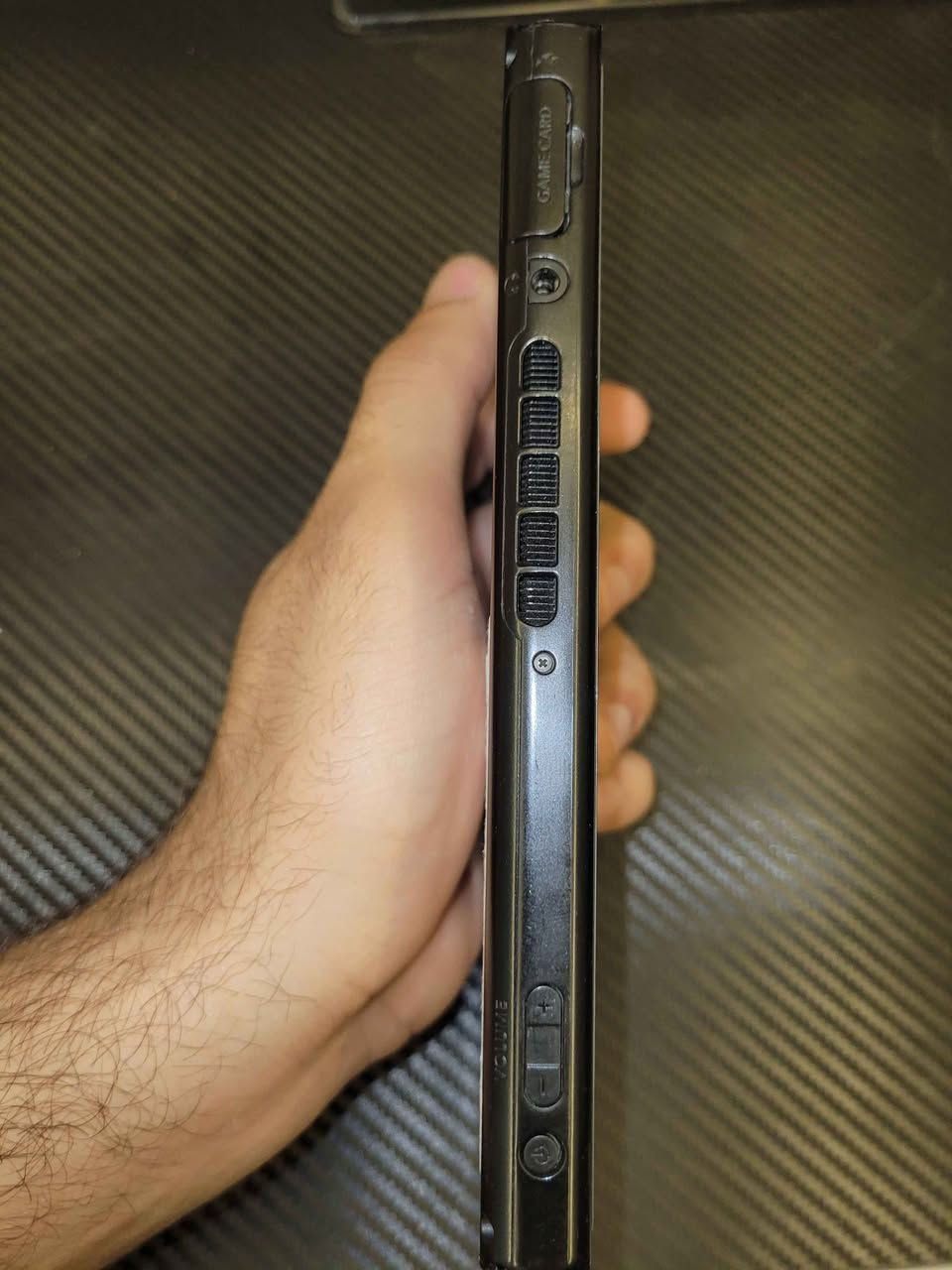 نتيندو سويتش مهكر نسخة 22.0
الجهاز نظافته 80%
يجي وياه HDMI و dock station
و 4 joy con
مع حافظة للجهاز و الجوي كوين
و مع كارتونه الجهاز
و رام 128
الجهاز لازم يطفى كامل power off
اذا تطفيه sleep يصير بيه مشاكل
سعره 250 الف

***********
بغداد مدينه الصدر قطاع 19 بغداد, العراق
