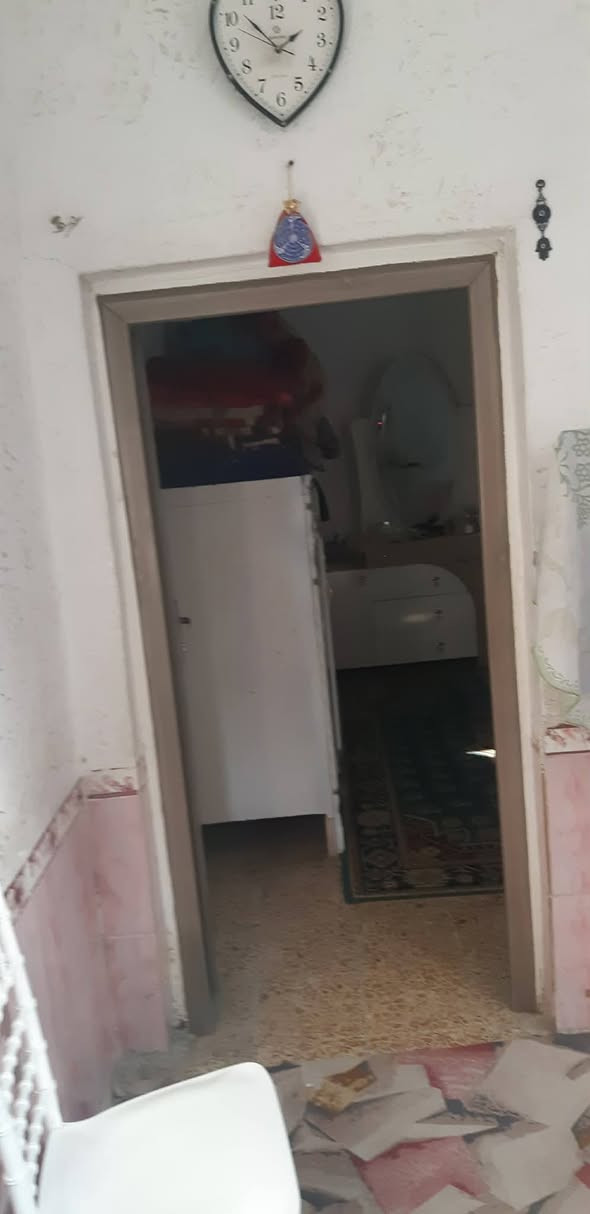 ان هذا لرزقنا ماله من نفاد
المساحة/ 144م

نوع العقار/ طابوصرف 

مكونات البيت 

غرفة 

صالة 

استقبال

مطبخ

صحيات

منور

طارمة

سطح

العنوان/ الديوانية_حي النهضة

السعر/85 مع المجال 

مراسلة الصفحة او الاتصال 

***********
