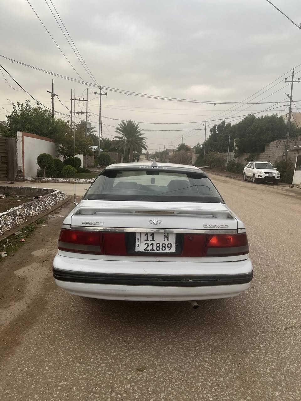 السلام عليكم للبيع ابرنس  موديل 1995 رقم انكليزي تحويل مباشر مكينه وكير وحداديه وتخم تاير سياره جاهزه ترايك وين مايعجبك  السعر ٣٧$ وبيها مجال مكان سياره بابل محاويل الاستفسار اكثر  اتصل***********
