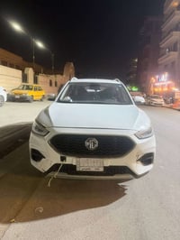 للبيع MG نوع ZS موديل 2023 رقم بغداد فول مواصفات بصمه تشغيل بصمه ابواب...