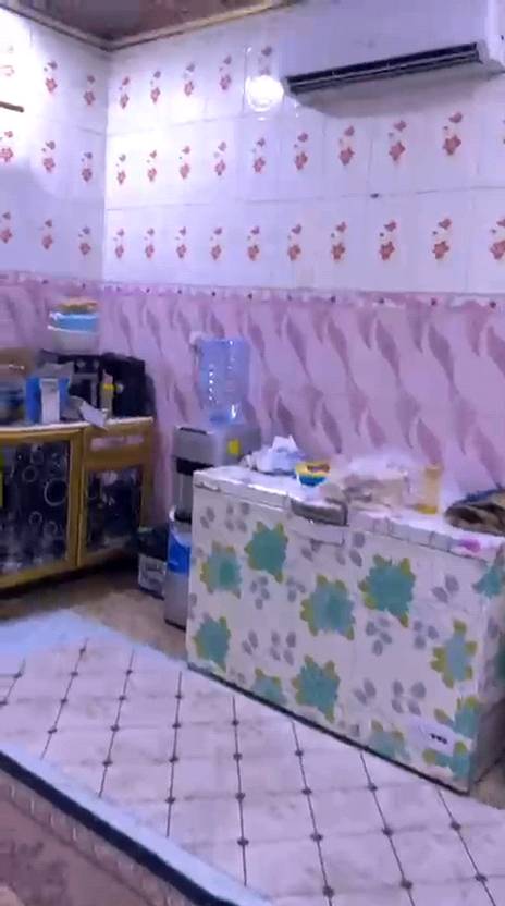 سلام عليكم بيت البيع 200متر واجهي10 نزال 20 5غرف نوم صحيات3 مطبخ حار +بارد طابقين بناء حديث العنوان تنومه صالحيه نزلت سيد حسين وكيل الكاع مالته طابو صرف زراعي بسمي بيت مانه ابن اجد بيت نضيف تجي شوف بعينك بيت مرتب باقي تفاصيل تجي شوف بعينك بي نزلتني على جسر يطالي وشارع صالحيه***********سعر 150بي مجال  اي تفصيل بعد راسلني وتساب هذه رقم وتساب بلاش لا ترسل عله صفحه ما توجد  بيه دامن 