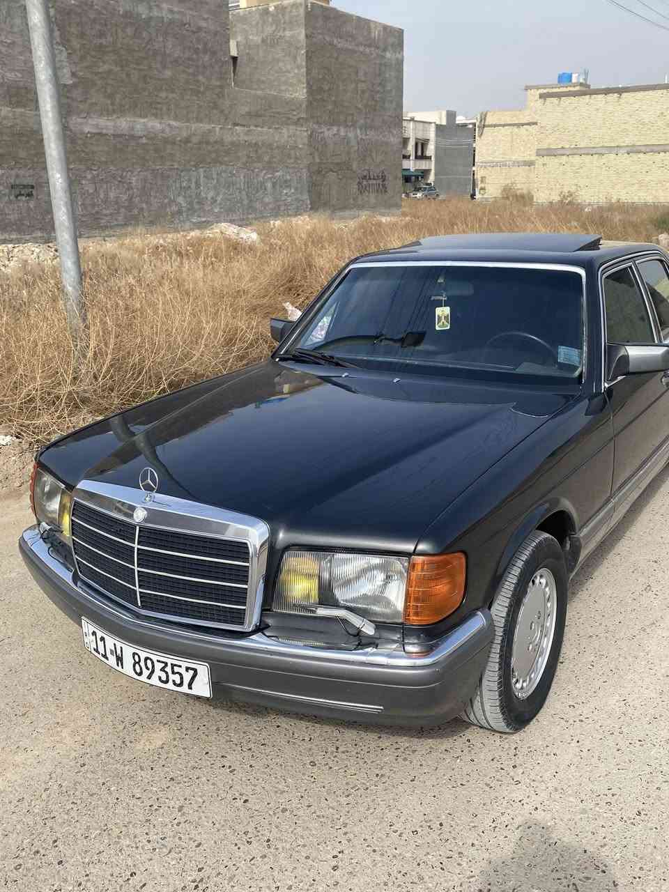 السلام عليكم
مارسدس جامبو 

حجم 300SE

موديل 1988

كير ومكينه بلادي كفاله 

صدر جديد 

تخم تاير جديد 

تخم ويل جديد 

صبغ عام جماليه 

بدون ضربه 

قواعد دبل بلادي 

قواعد شاصي بلادي 

رقم بغداد شرط التحويل 

هوك بلادي 

كشنات كهرباء

جام كهرباء

سلايت طكتين 

اريل كهرباء

غرفه جلد 

سيدي جنجر 

نقص راديتر تبريد ينزل من سعرها 

مكانها بغداد الدوره 

***********

السعر 80وبيها مجال او مراوس بمارسدس
