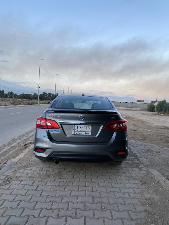 السلام عليكم
للبيع نيسان سنترا موديل ٢٠١٩ (SR)
وارد امريكي بأسمي صورة الحادث موجودة بالصور  السيارة نظيفة جداً من الداخل  
مواصفات السيارة 
بصمة 
كشنات تدفئة
مانع انزلاق 
ايكو
شاشة تدعم كارباي
كامرة دوارة
مثبت سرعة 
تحكمات ستيرن 
لايت زينون اصلي مال sr ابو لد
رقم واسط
محرك ١٨٠٠ 

السعر ١٠٩ ورقة وبيهه مجال بسيط 
***********
***********
