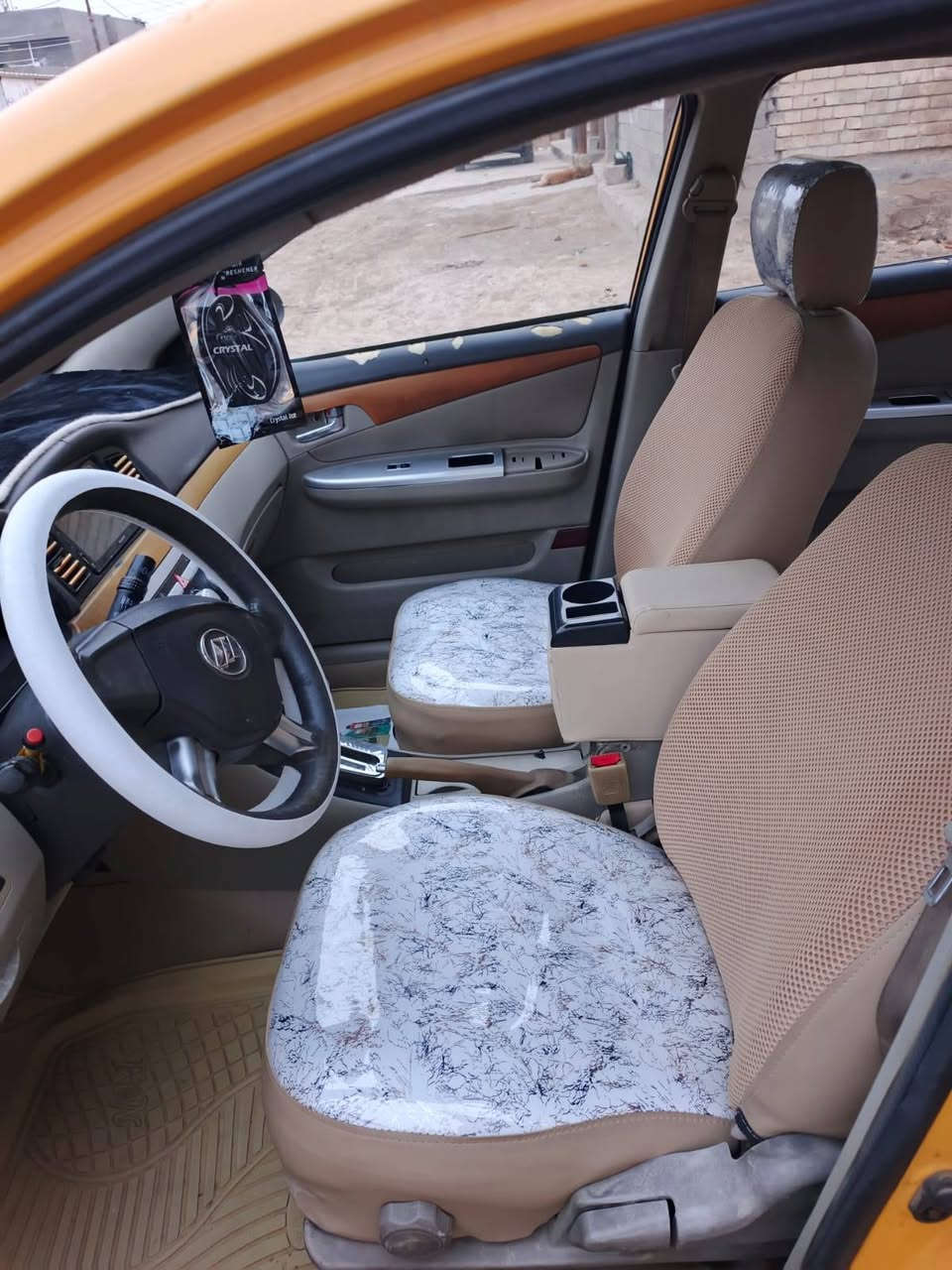 ليفان 2011 السياره جاهزه ماكينه  كير كورولا 1800 صدر جديد ما صار له اسبوع تخم تاير جديد محرك جديد داخل دوشمه كله جديد ارضيه كله جديد السياره جاهزه ما بيها شيء ما يشتغل مصبوغه عبايه كلها جاهزه وما بها كل نقص السعر 45 غير متواجد على الفيس اتصل الواتساب (0781 658 0791)
