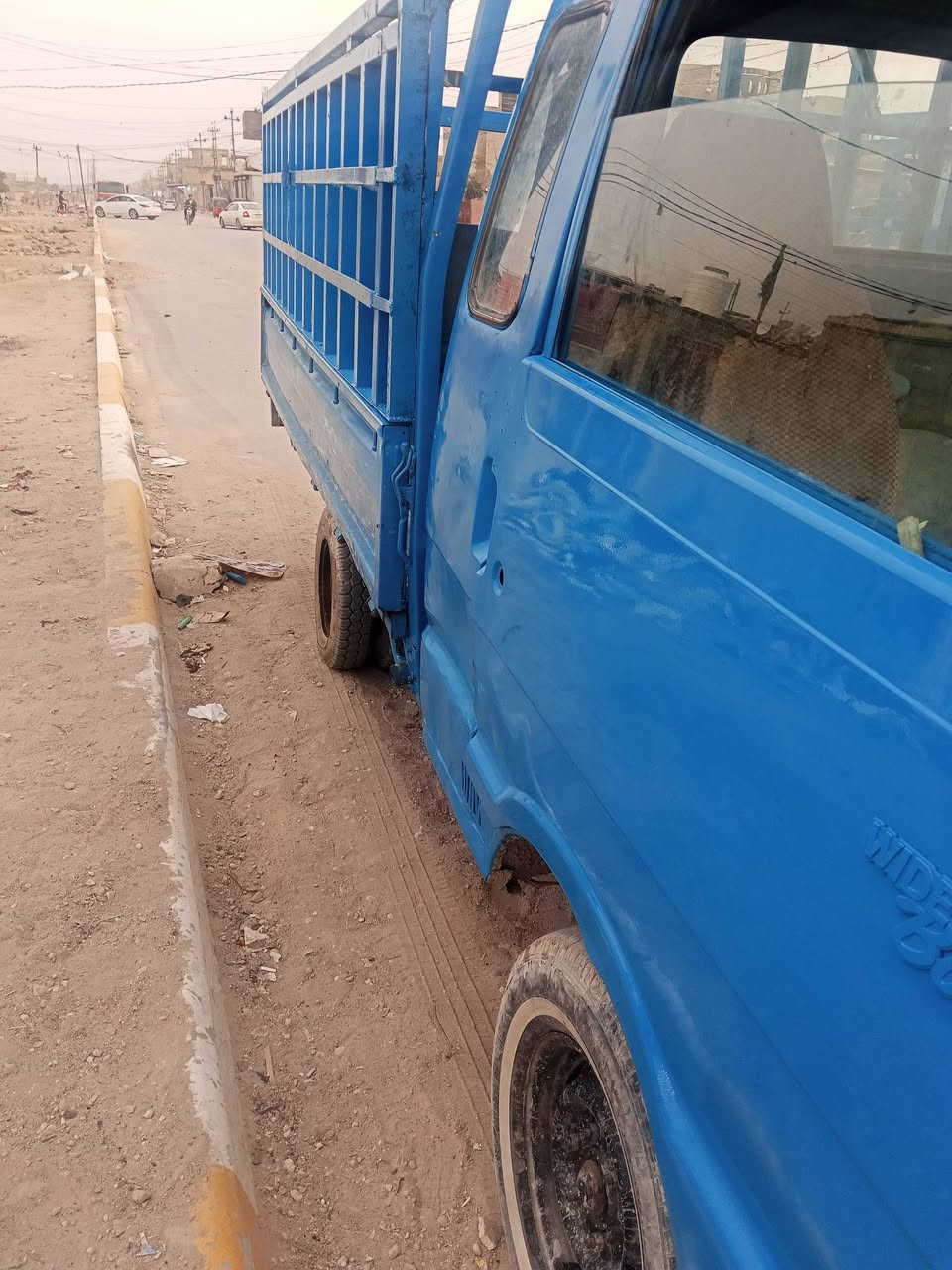 سلام عاليكم سياره بنكو سبعه جنكال للبيع موديل 490 رقم صدامي غرامات ولا الف عاليه رقم الشاصي ممسوح رقمين راعيه موجود سنويه صاقكه سنت التلاثه وعشرين العنوان كربلاء السعر سبعه وعشرين وبيه مجالج ***********
