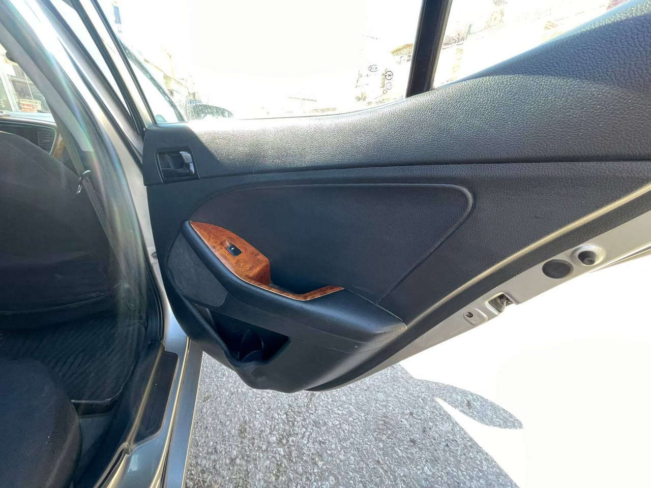 السلام عليكم سياره للبيع النوع كيه وبتيمه مديل 2014 كوري جاهزه من كلشي محرك وكير تبريد حداديه تمام  رقم نجف مكان السياره النجف السعر 109 وبيه مجال رقم الهاتف *********** النجف, العراق
