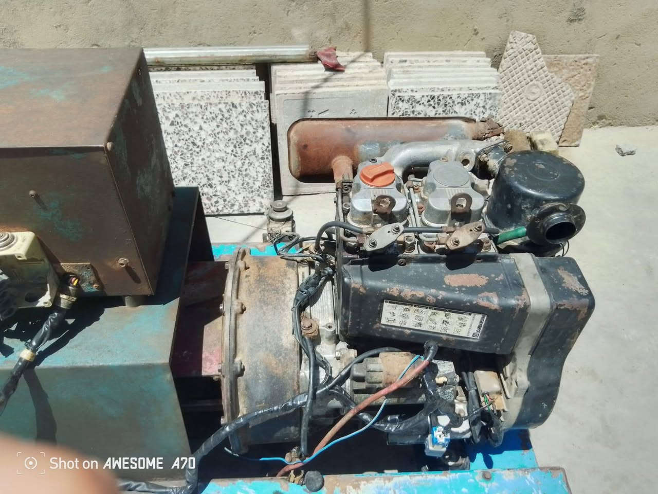 مولد للبيع نظيف ما مفتوح بلادي السعر مليون و150 المكان بسماية مشروع الوحدة ***********
