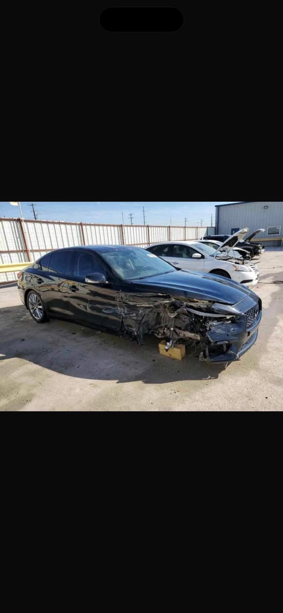 للبيع او مرواس 
نيسان انفنتي Q50
موديل 2022
وارد امريكي دفع خلفي فقط
كلش جديدة السيارة 
مكينة 3000 تون تيربو
اللون اسود
داخل اسود 
مواصفات لوكس
ايرباك دركة فقط 
ضرر سطحي
صور الحادث مرفقة
تبديل 3 قطع بلادي (چاملغ الراكب + باب الراكب + باب خلف الراكب)
بدون صبغ
كاميرا 360 
حساس امامي خلفي
رادار
تحدد مسار
تنبيه خروج من المسار
كشنات كهرباء و ميموري
ابل كار بلي
فتحة بعد مواصفات الانفنتي المعروفة 
اي استفسار اتصل وتدلل 
***********
