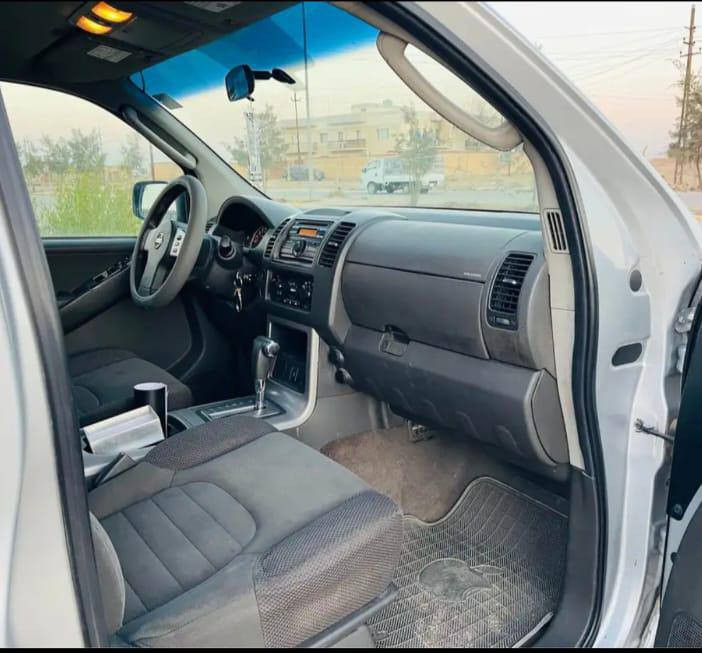 السلام عليكم
نيسان بافندر 
موديل 2008 أمريكي 
محرك سته سلندر 4000
السياره جاهزه من كل نقص
كير محرك مكفول صدر امامي خلفي 
تخم تاير تبريد تدفئه كلها شغاله 
السياره مكفوله من الحادث بيها فقط هلال جوملغ خلفي صبغ بدون معجون والباقي مكفول 
عداد السياره 186حقيقي
رقم انبار الجديد رقم مميز اربع ارقام هزه سنويه جدد
السعر 105 وبيها مجال 
مكان الانبار 

‏‪***********‬‏
