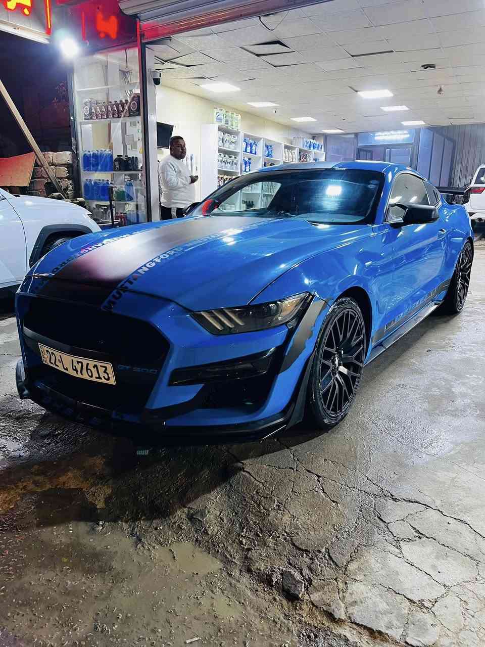 سلام عليكم
فورد موستنك اللون مميز سمائي 
مديل ٢٠١٧ 
V6
حادثه امريكه جاملغ او بنيد بدون دواخل جه السكن
حادث بالعراق دور جاملغ خلفي جنه سكن
مواصفات عاديه 
 عليه كزوز طرب  
ماشيه ١٦٥ الف
رقم اربيل + سياره بسم اخويه 
سياره مبرمجه فتح سرعه وفصلات بك فاير   
مكان سياره بابل 
السعر ١٦٠ $  بيه مجال
تواصل واتساب فقط  
***********
