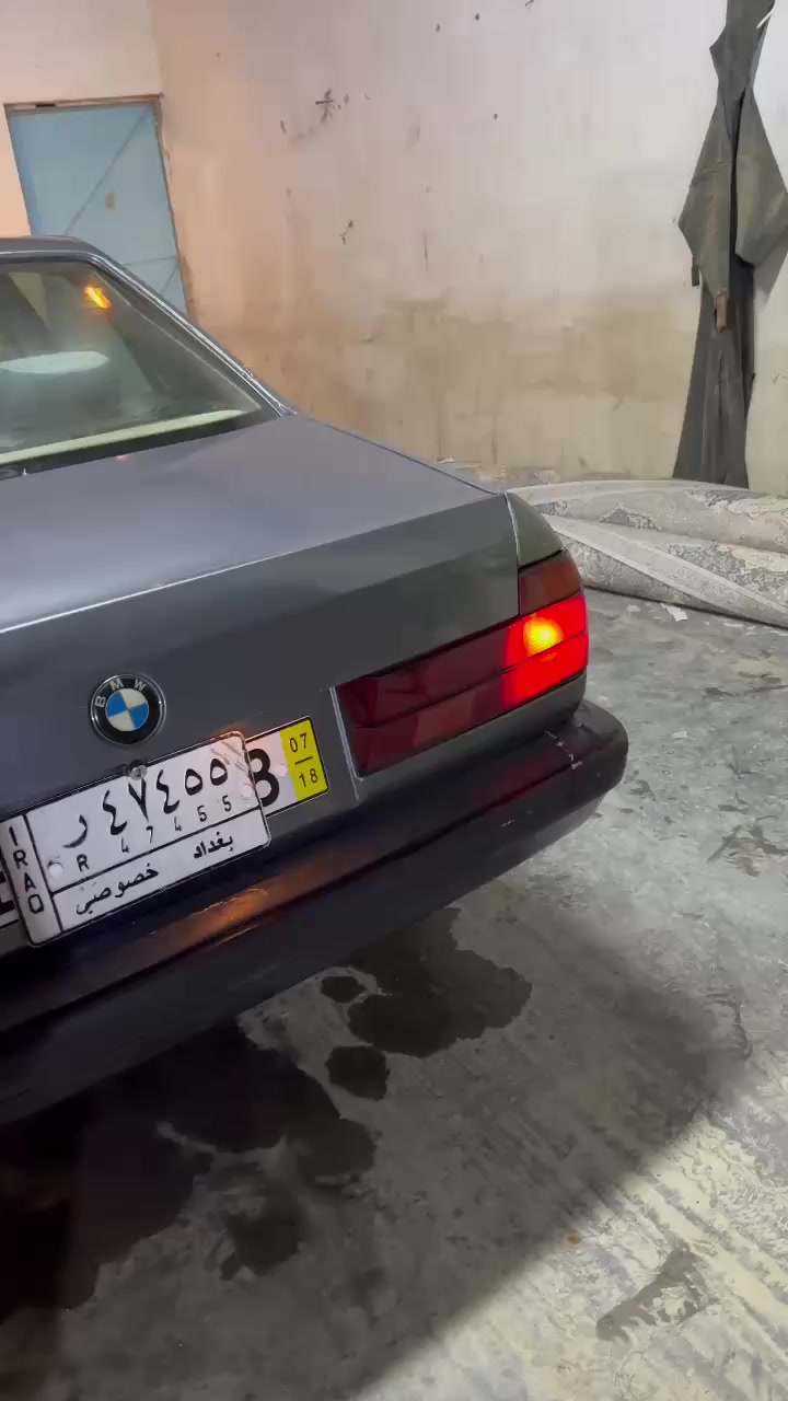 السلام عليكم
‏  bmw 735 بيع او مراوس 

موديل 93

رقم بغداد الاماني 

محرك 35 

تبريد شغال

محرك كير شرط

ايرباك 

صاج ملكي 

ويل خليه اصلي 

كشان جلد ميكانيك 

سنتر لك تقفل سويج يصعد جام وتنزل فتحا

كهربائيات كلها شغاله 

لا جطل ولا تحوير سياره بلادياتها سليمه 

بيها طخه خفيفه بل بكلايت الايسر الخلفي معمره حلو 

صدر خلفي امامي جديد 

سعر 50 بيها مجال 

مكانها الانبار حديثه (وبغداد الحسينيه)  ***********
