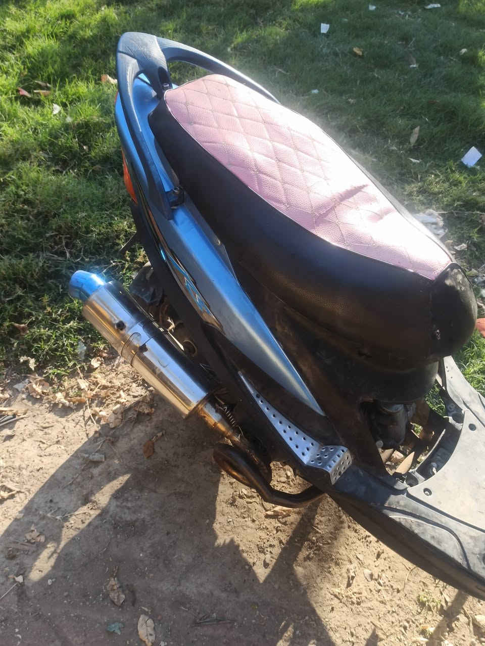 السلام عليكم ماكس عدله للبيع دراجه شرط النعومه وشلعه ومعدل خير من الله دراجه غراضهه كامله السعر 375 ومكاني كوفه الي يريده يعلق أو يتصل ***********
