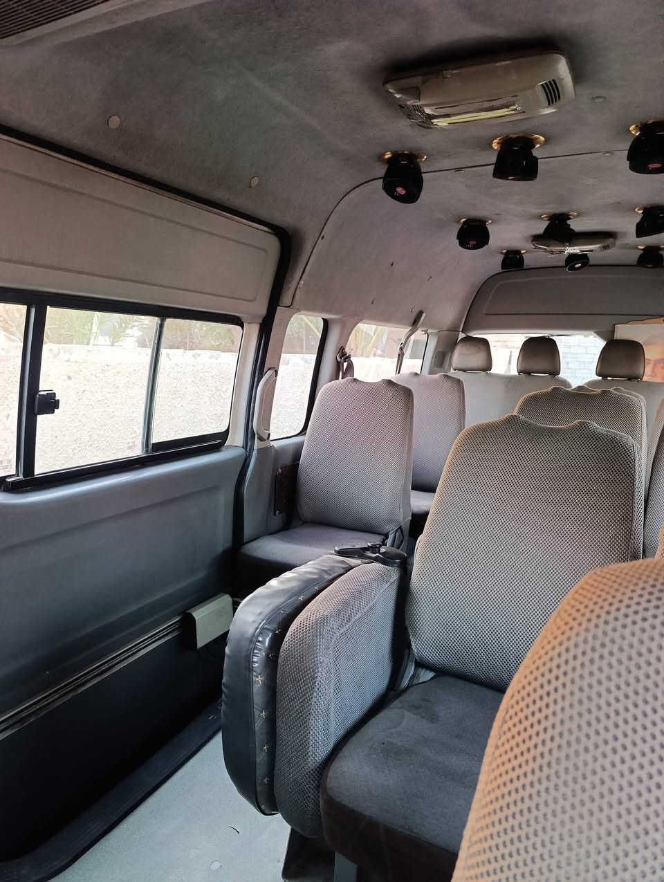 السلام عليكم
H2 
كفاله عده باب سلايت بي حار 
مكينه جديده هسه شادهه بعدهه بضمان 
اكسل جديد ياباني مال فلاونزه بعده بضمان 
بابا كهربائي تخم تاير  موديل 2018 
سنويه ماصاقطه ل 28 بسمي السياره 
السعر 170 وبيها مجال 
***********
