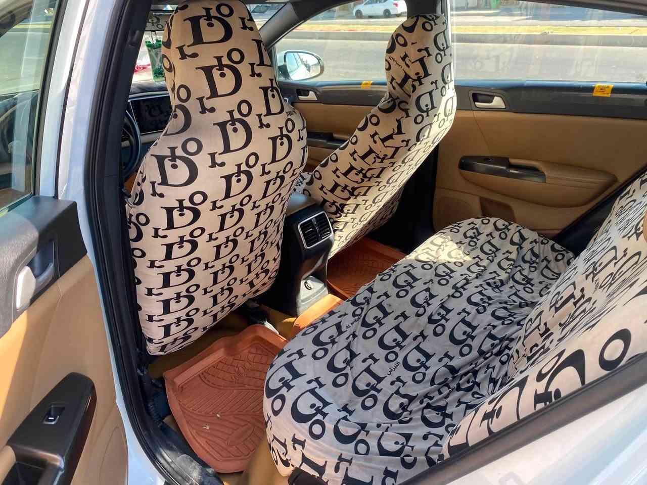 سلام عليكم سبورتج موديل ٢٠١٩
المواصفات المعروفه عاديه ماشيه ٩١الف

سياره مكفوله كفاله عامه عدا جاملاغ كارت

السعر ١٩٥ وبيها مجال للاتصال

***********
