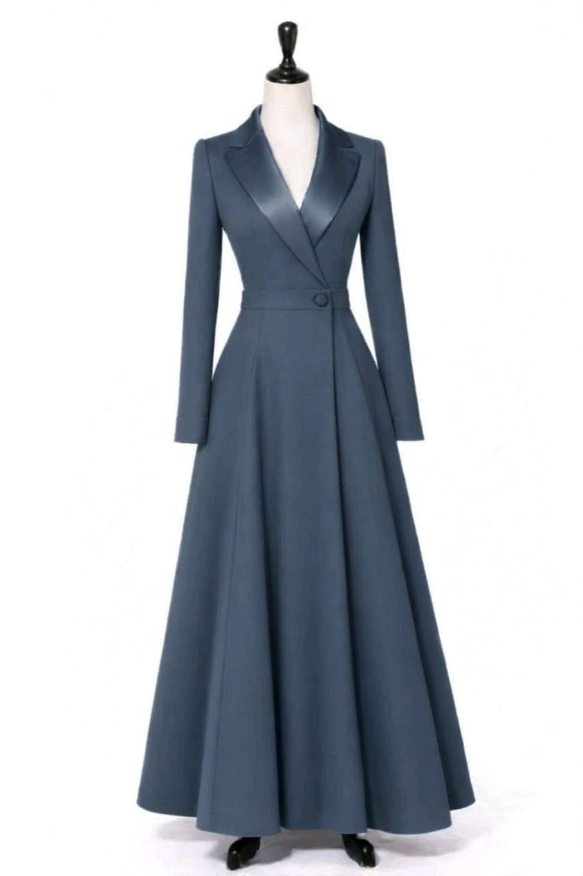 نقدم لكم فستان جبة ياخه ستن مبطنه كامل

الطول 145سم 

كوالتي فول درجه اولى راقي

القياسات 42/44/46/48/50/52

للحجز خاص متوفر توصيل لجميع المحافظات العراقية


**إذا كنت صاحب هذا الإعلان وتريد حذفه لأي سبب، رجاءا أرسل رسالة إلى الدعم الفني**