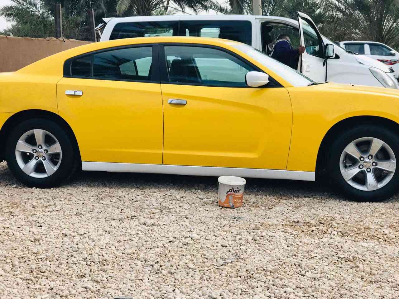 سلام عليكم شباب جارجر للبيع موديل ١١سيارة رقم بغداد نكليزي بسمي مصفرة هية مرور تفاصيل ستفسار علة رقم ***********
