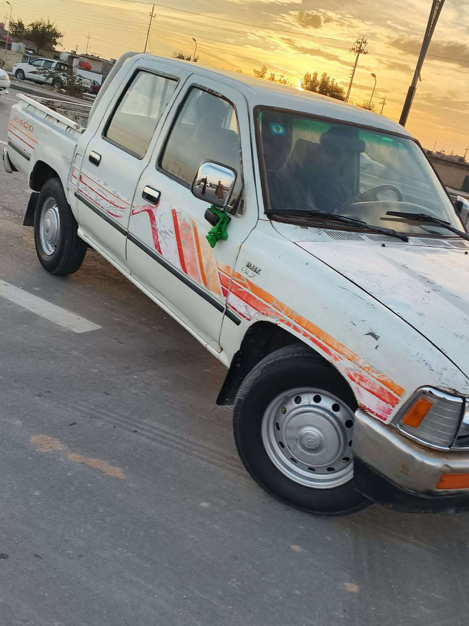 لبيع مديل ٩٣ سعر (٦٥) وبيه مجال قليل ***********
