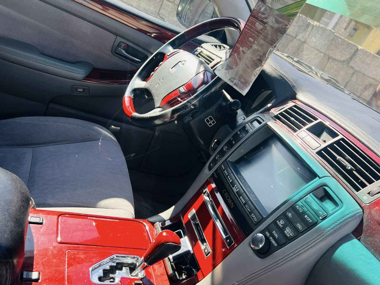 ئەوڕەشمارە بۆفرۆشتن 2005 بڕاوە 182بئ دوکوڵ 47گەڵاومەجال
***********
***********
