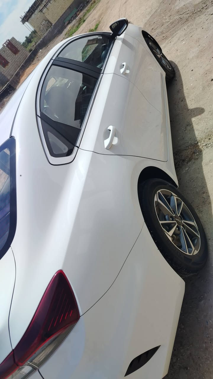 السلام عليكم بيع سياره كيا 3 موديل 2024 بيها طخا بل بنيد وطاك الايرباك والباقي مكفول رقم بغداد السياره بصمه العنوان بابل مسيب الشراي يتصل ***********
***********
